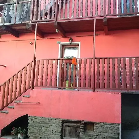 Lo Tzeno In Borgo * Nus